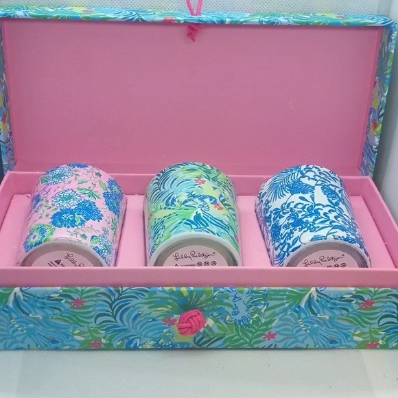 LILLY PULITZER VOTIVE CANDLE SET - Picture 3 of 13
